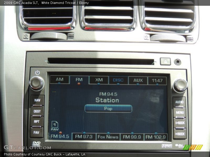 White Diamond Tricoat / Ebony 2009 GMC Acadia SLT