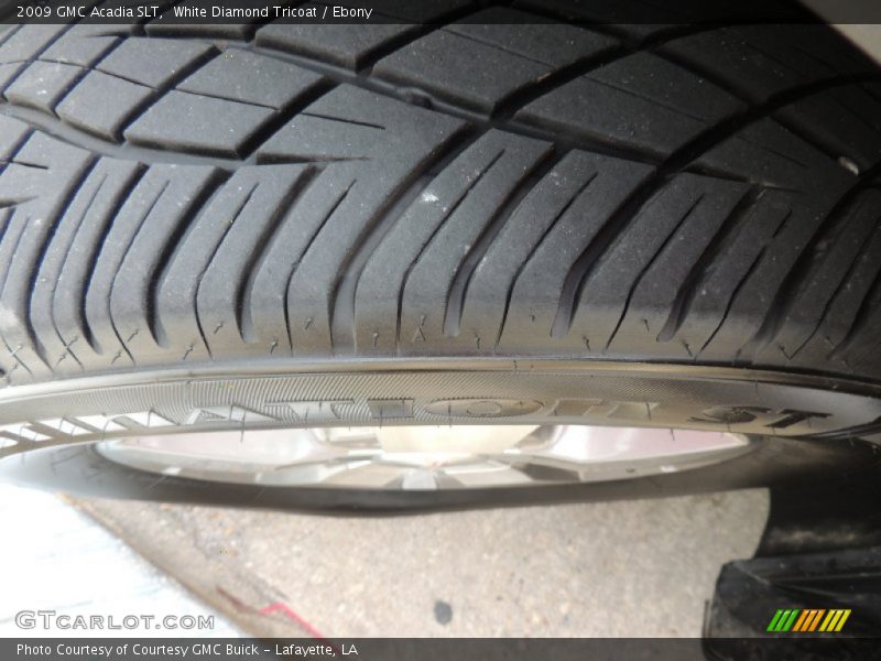 White Diamond Tricoat / Ebony 2009 GMC Acadia SLT