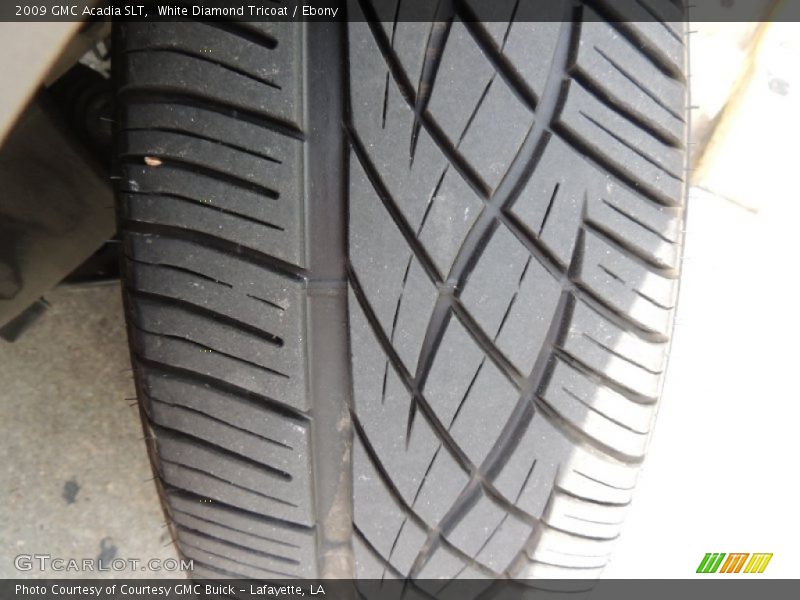 White Diamond Tricoat / Ebony 2009 GMC Acadia SLT