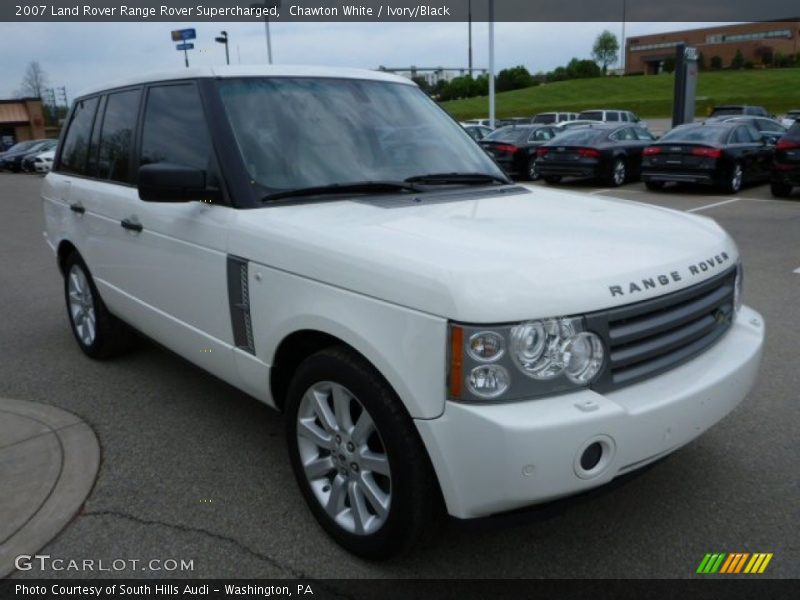 Front 3/4 View of 2007 Range Rover Supercharged