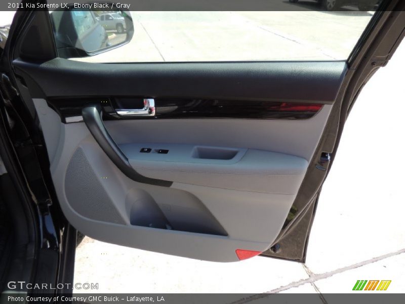 Ebony Black / Gray 2011 Kia Sorento LX