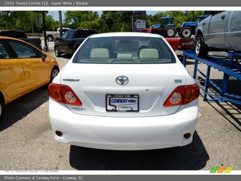 Super White / Bisque 2009 Toyota Corolla XLE