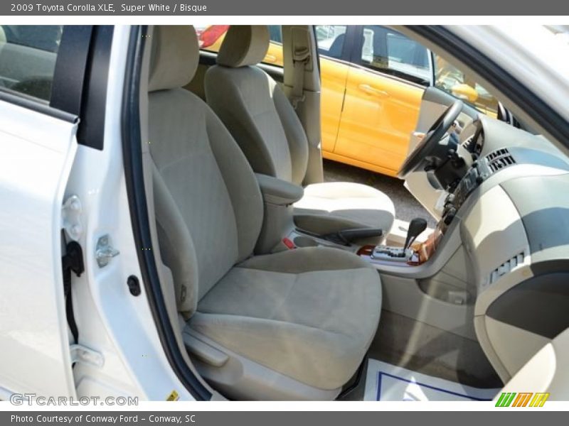 Super White / Bisque 2009 Toyota Corolla XLE