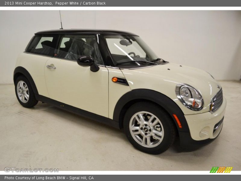 Pepper White / Carbon Black 2013 Mini Cooper Hardtop