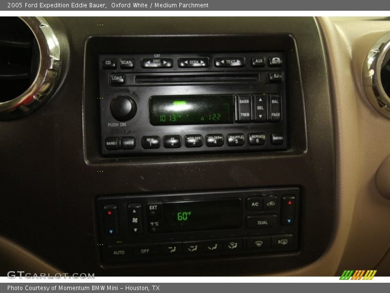Oxford White / Medium Parchment 2005 Ford Expedition Eddie Bauer