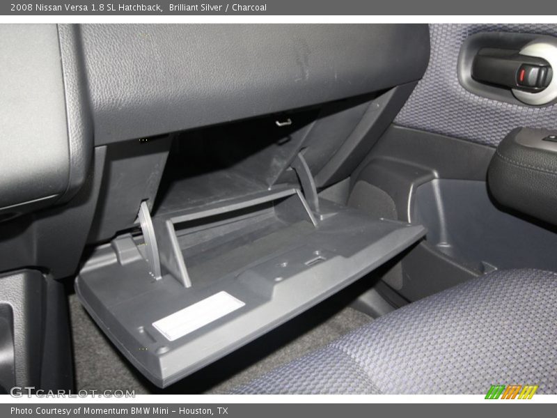 Brilliant Silver / Charcoal 2008 Nissan Versa 1.8 SL Hatchback