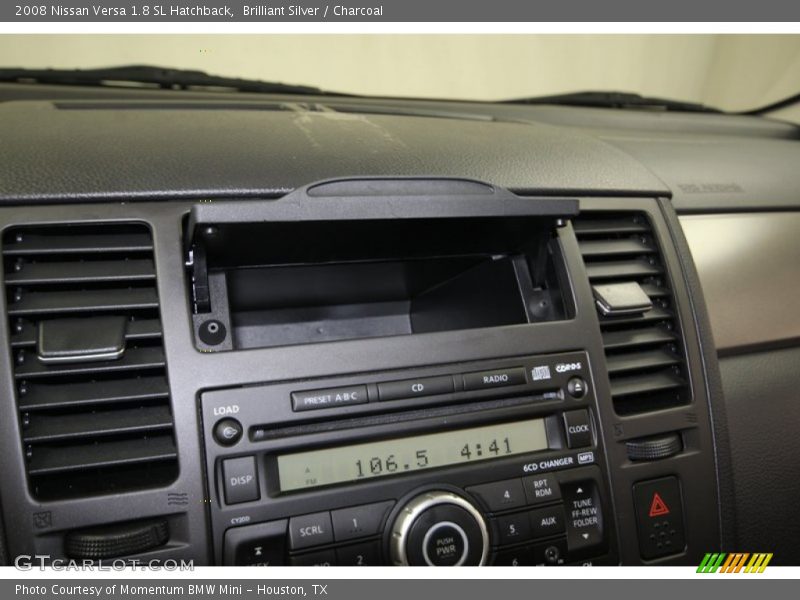 Brilliant Silver / Charcoal 2008 Nissan Versa 1.8 SL Hatchback