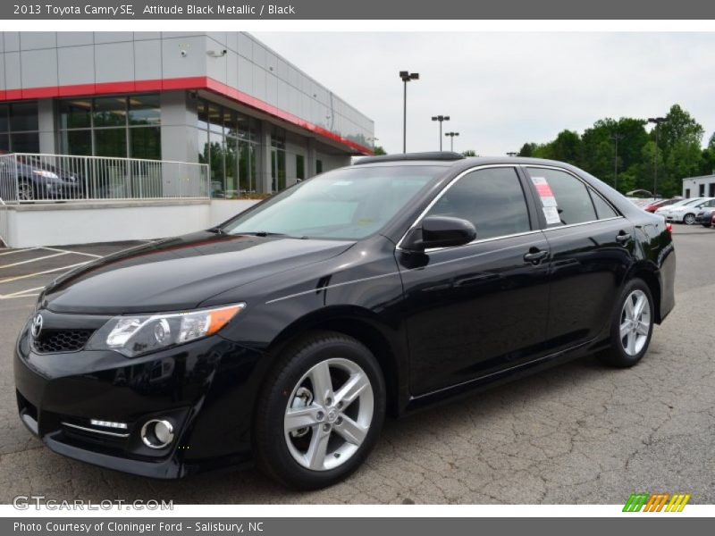 Attitude Black Metallic / Black 2013 Toyota Camry SE