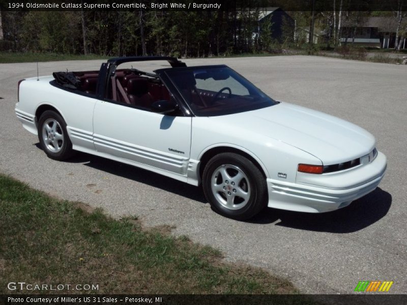 Front 3/4 View of 1994 Cutlass Supreme Convertible