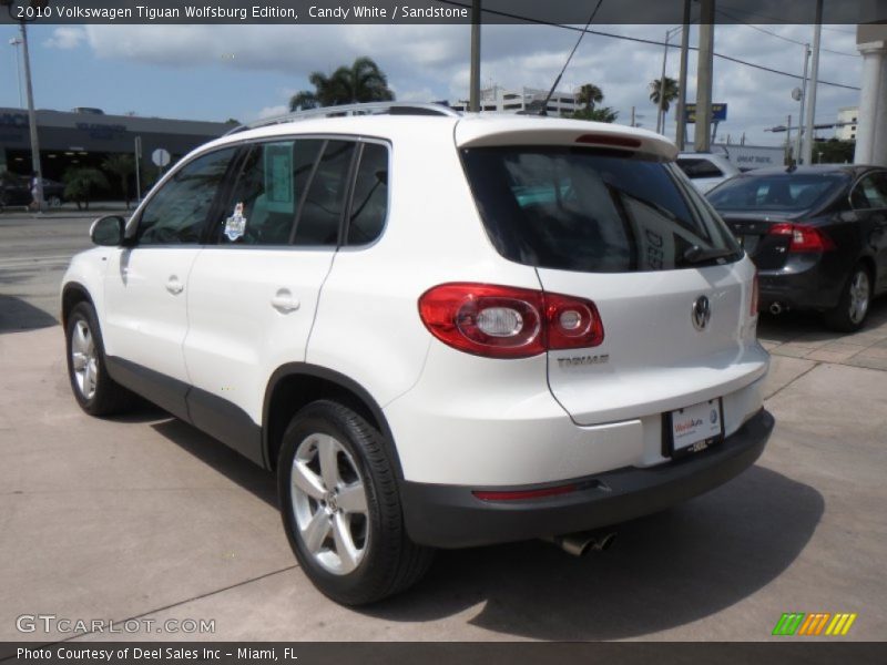 Candy White / Sandstone 2010 Volkswagen Tiguan Wolfsburg Edition