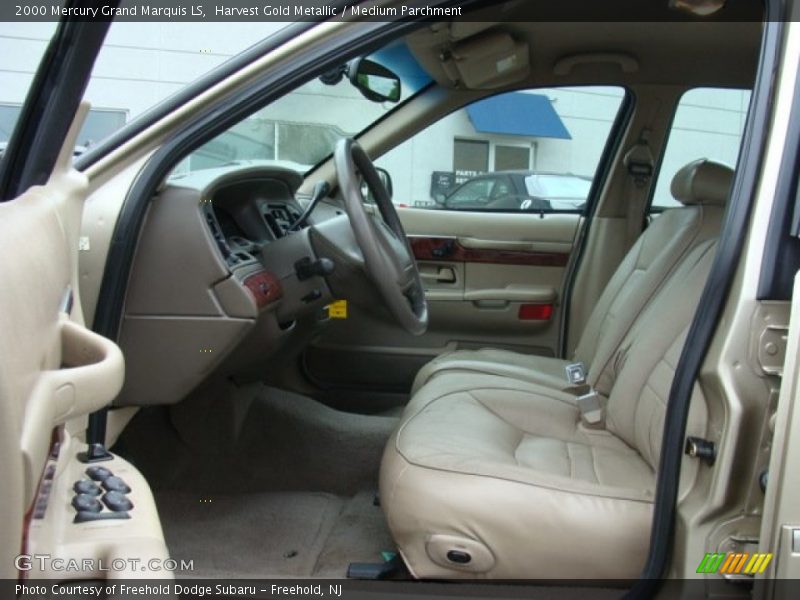 Front Seat of 2000 Grand Marquis LS