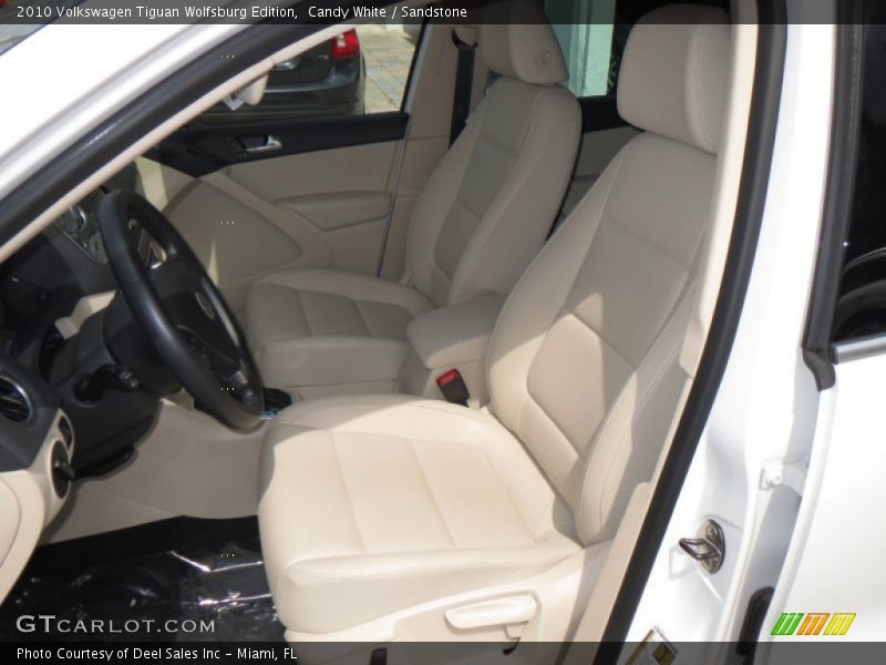 Candy White / Sandstone 2010 Volkswagen Tiguan Wolfsburg Edition
