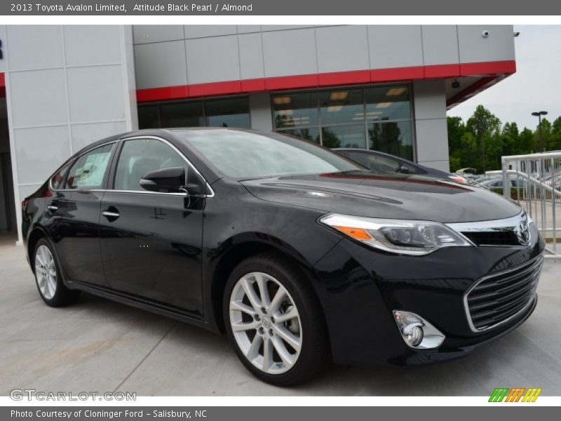 Attitude Black Pearl / Almond 2013 Toyota Avalon Limited