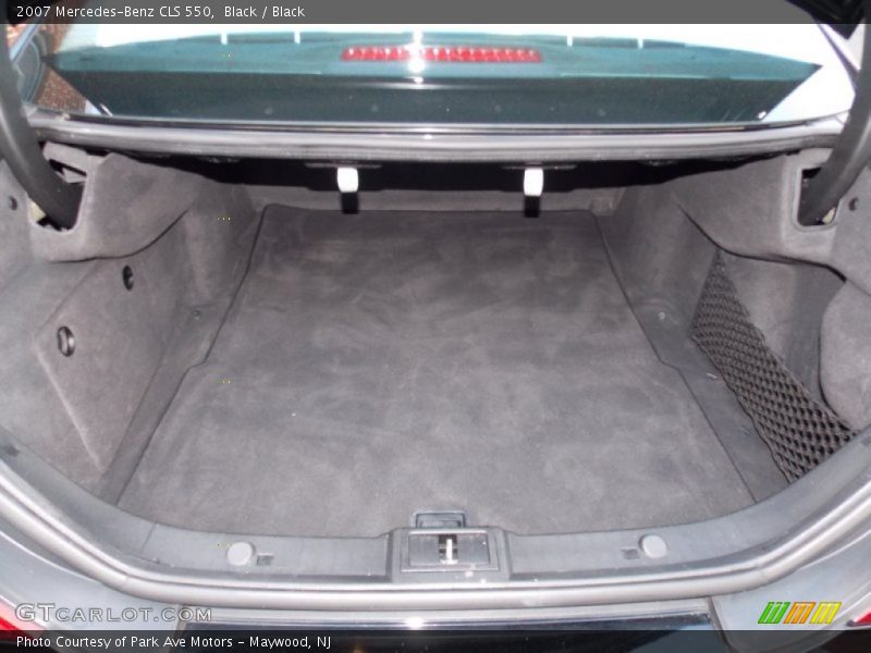  2007 CLS 550 Trunk
