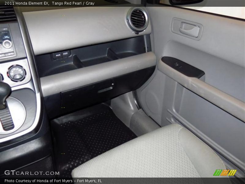 Tango Red Pearl / Gray 2011 Honda Element EX