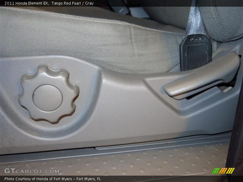 Tango Red Pearl / Gray 2011 Honda Element EX