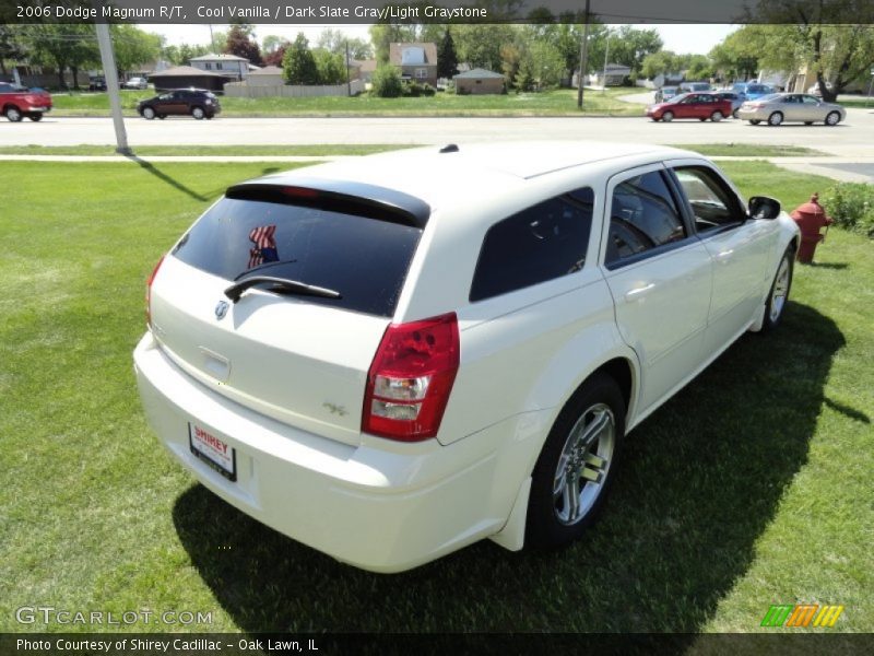 Cool Vanilla / Dark Slate Gray/Light Graystone 2006 Dodge Magnum R/T