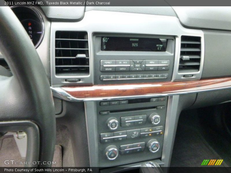 Tuxedo Black Metallic / Dark Charcoal 2011 Lincoln MKZ FWD