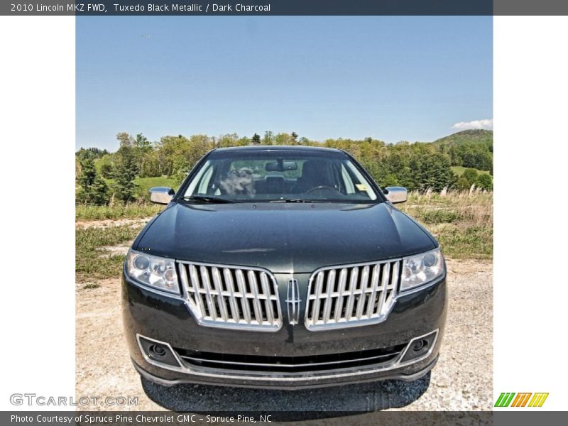 Tuxedo Black Metallic / Dark Charcoal 2010 Lincoln MKZ FWD