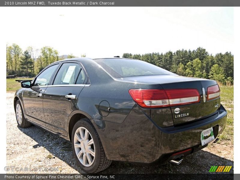 Tuxedo Black Metallic / Dark Charcoal 2010 Lincoln MKZ FWD