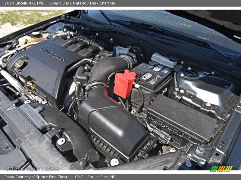 Tuxedo Black Metallic / Dark Charcoal 2010 Lincoln MKZ FWD