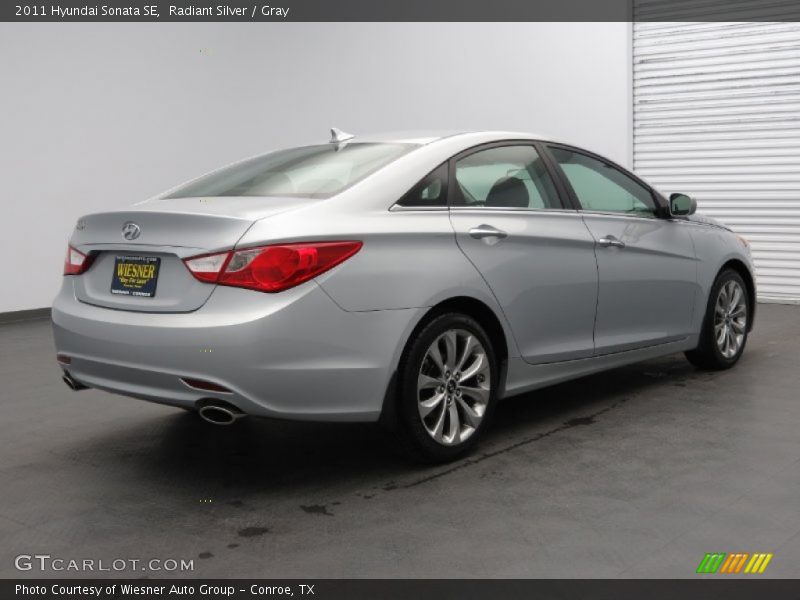 Radiant Silver / Gray 2011 Hyundai Sonata SE