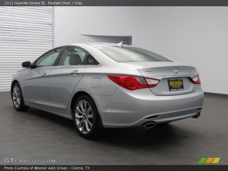 Radiant Silver / Gray 2011 Hyundai Sonata SE