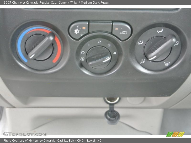 Summit White / Medium Dark Pewter 2005 Chevrolet Colorado Regular Cab