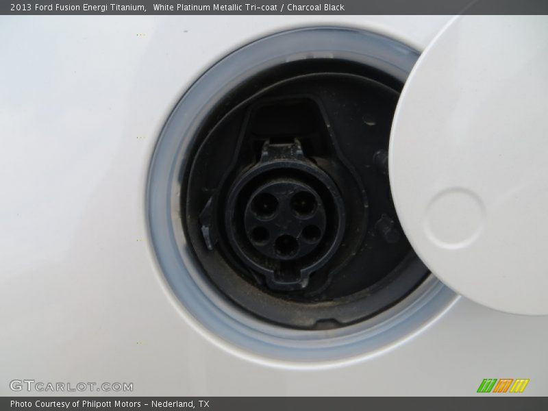 White Platinum Metallic Tri-coat / Charcoal Black 2013 Ford Fusion Energi Titanium