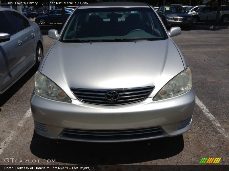 Lunar Mist Metallic / Gray 2005 Toyota Camry LE