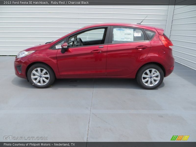  2013 Fiesta SE Hatchback Ruby Red