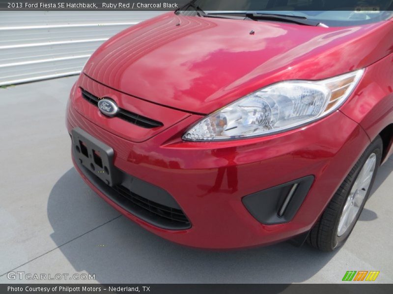 Ruby Red / Charcoal Black 2013 Ford Fiesta SE Hatchback