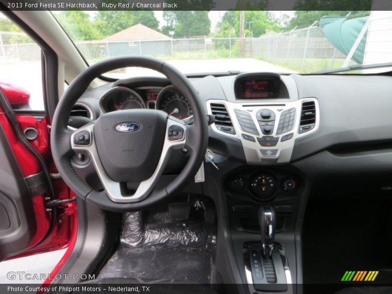 Ruby Red / Charcoal Black 2013 Ford Fiesta SE Hatchback