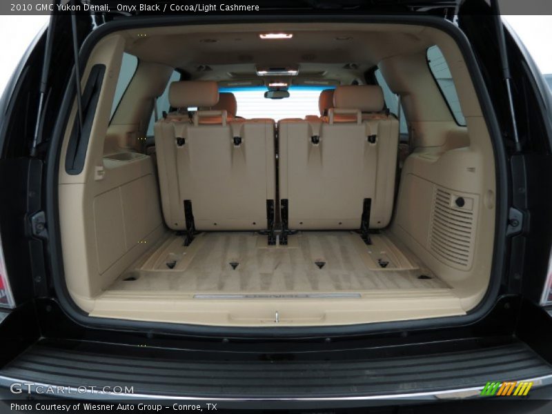 Onyx Black / Cocoa/Light Cashmere 2010 GMC Yukon Denali