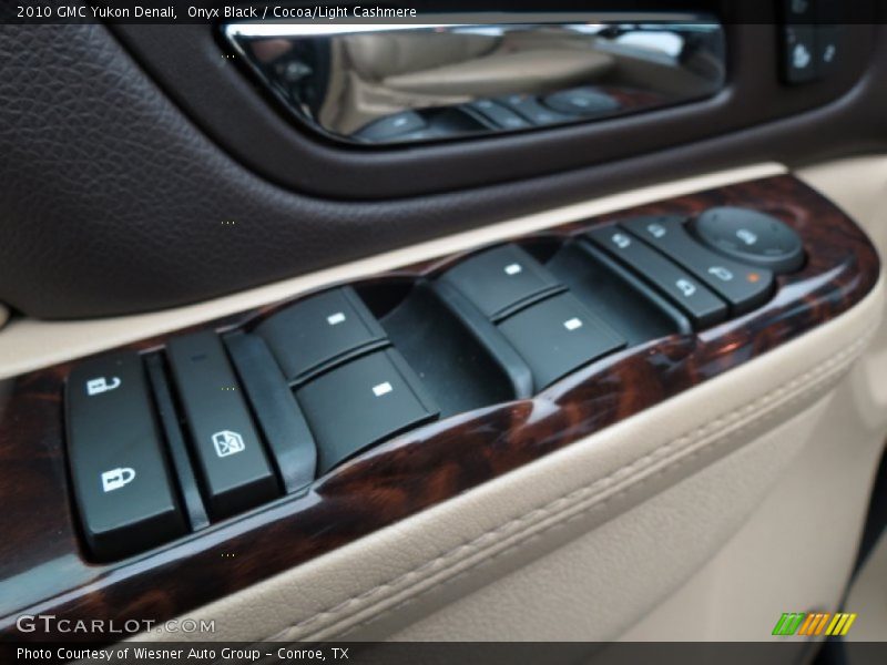 Onyx Black / Cocoa/Light Cashmere 2010 GMC Yukon Denali