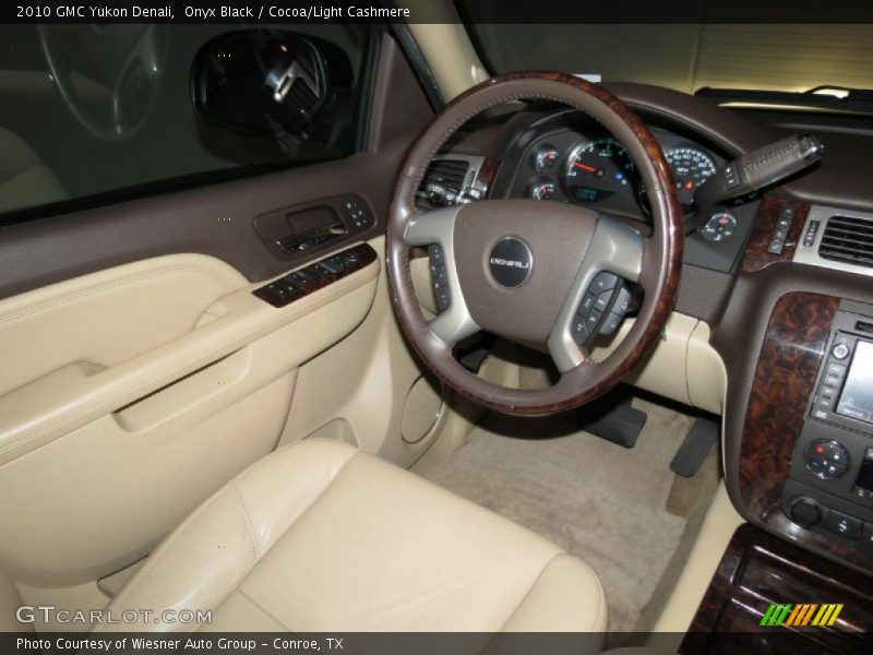 Onyx Black / Cocoa/Light Cashmere 2010 GMC Yukon Denali