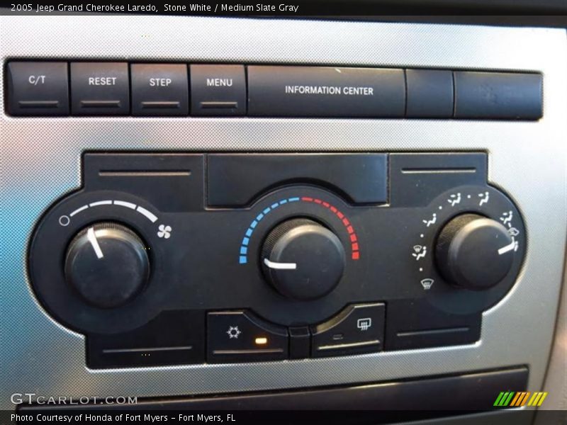 Stone White / Medium Slate Gray 2005 Jeep Grand Cherokee Laredo