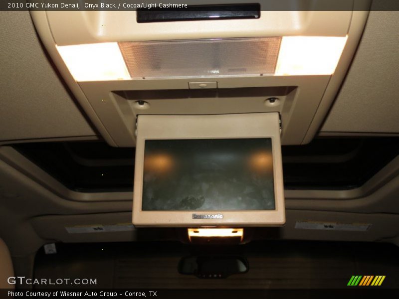 Onyx Black / Cocoa/Light Cashmere 2010 GMC Yukon Denali