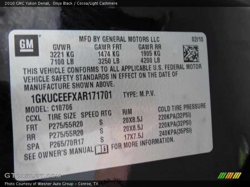 Onyx Black / Cocoa/Light Cashmere 2010 GMC Yukon Denali