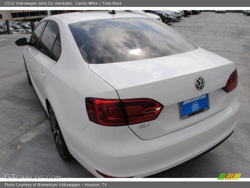 Candy White / Titan Black 2013 Volkswagen Jetta GLI Autobahn