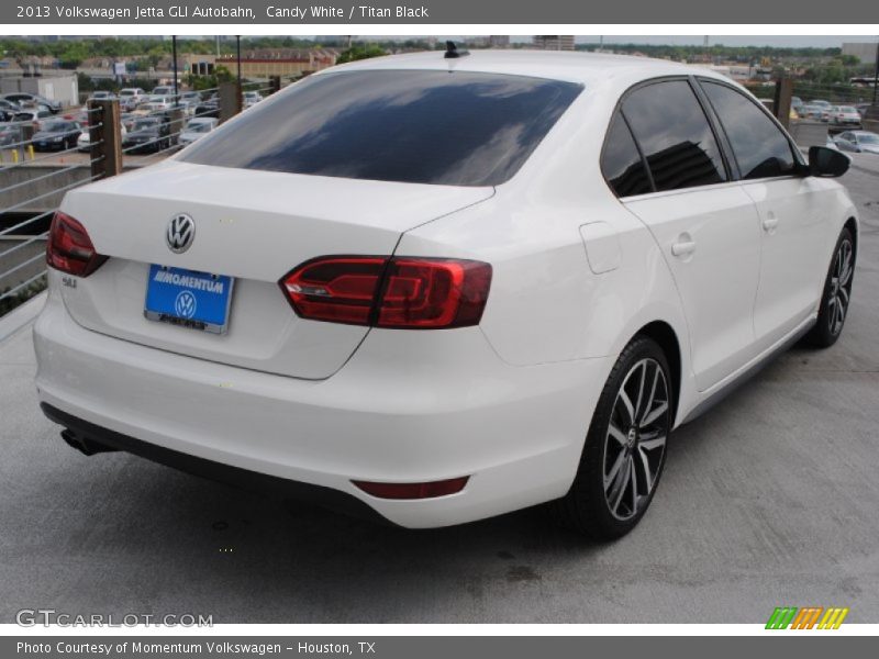 Candy White / Titan Black 2013 Volkswagen Jetta GLI Autobahn