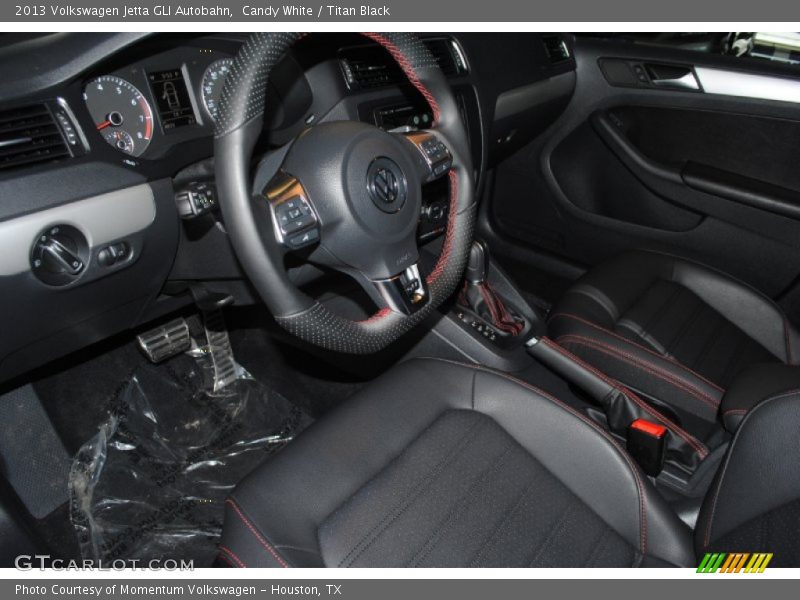 Candy White / Titan Black 2013 Volkswagen Jetta GLI Autobahn