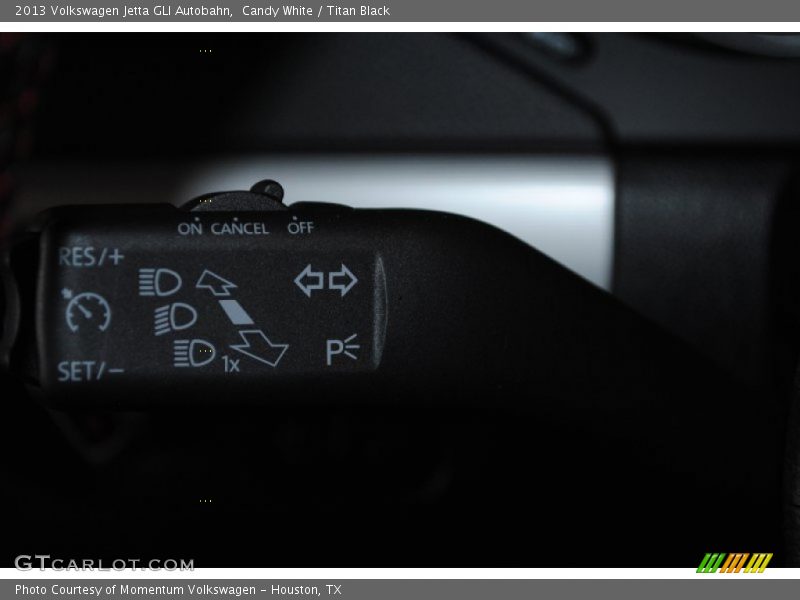 Candy White / Titan Black 2013 Volkswagen Jetta GLI Autobahn