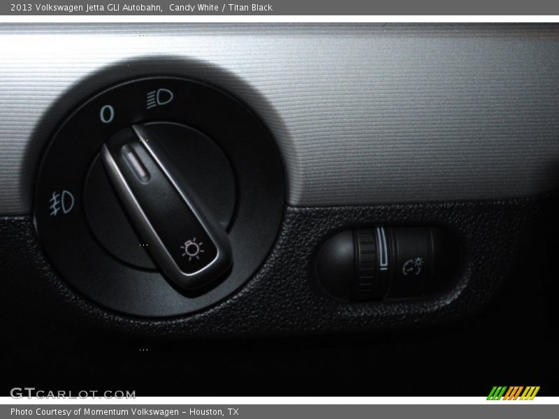 Candy White / Titan Black 2013 Volkswagen Jetta GLI Autobahn