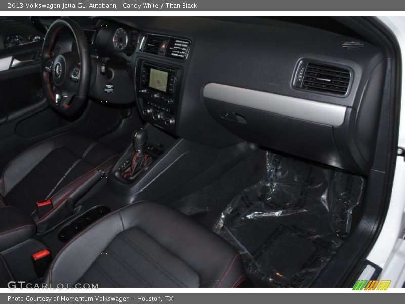 Candy White / Titan Black 2013 Volkswagen Jetta GLI Autobahn