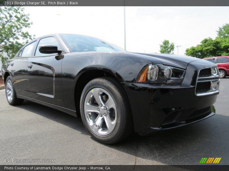 Pitch Black / Black 2013 Dodge Charger SE