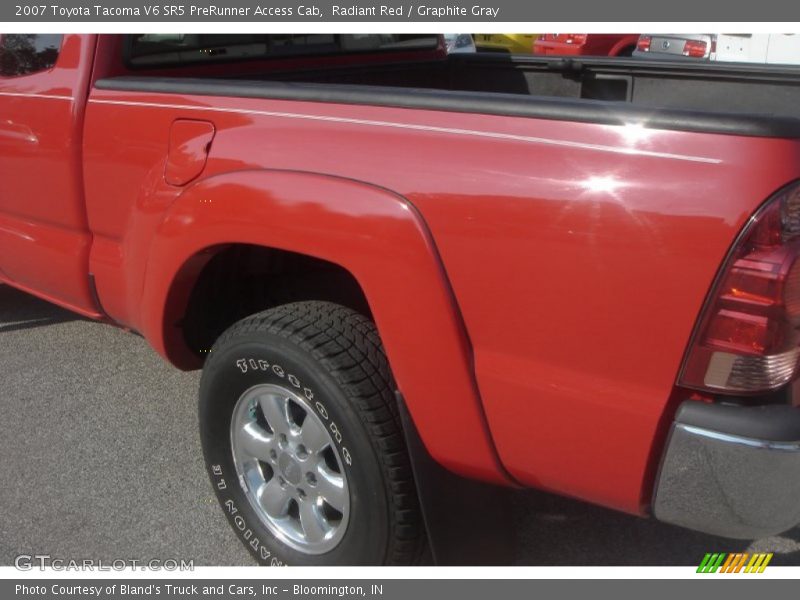 Radiant Red / Graphite Gray 2007 Toyota Tacoma V6 SR5 PreRunner Access Cab