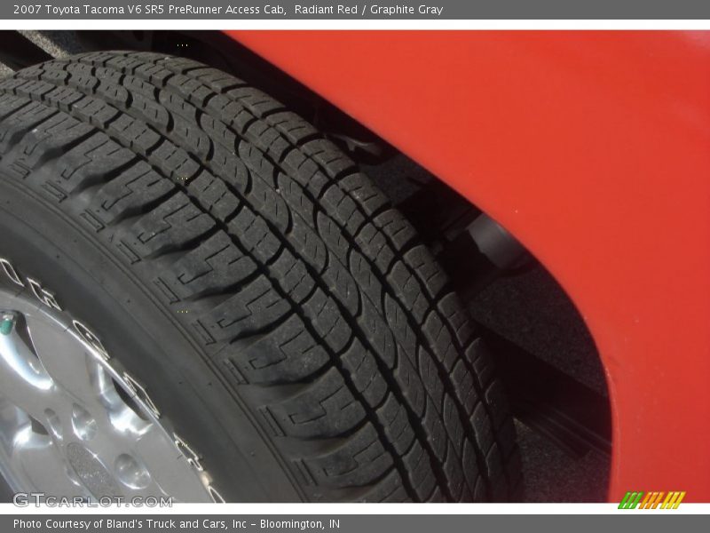 Radiant Red / Graphite Gray 2007 Toyota Tacoma V6 SR5 PreRunner Access Cab