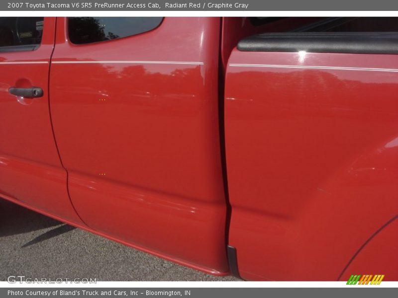 Radiant Red / Graphite Gray 2007 Toyota Tacoma V6 SR5 PreRunner Access Cab