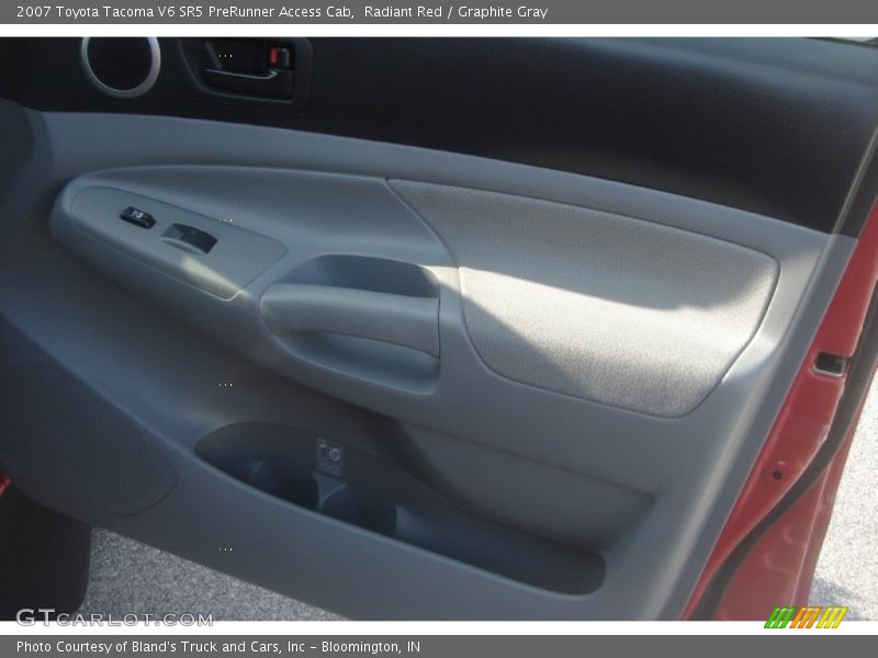 Radiant Red / Graphite Gray 2007 Toyota Tacoma V6 SR5 PreRunner Access Cab